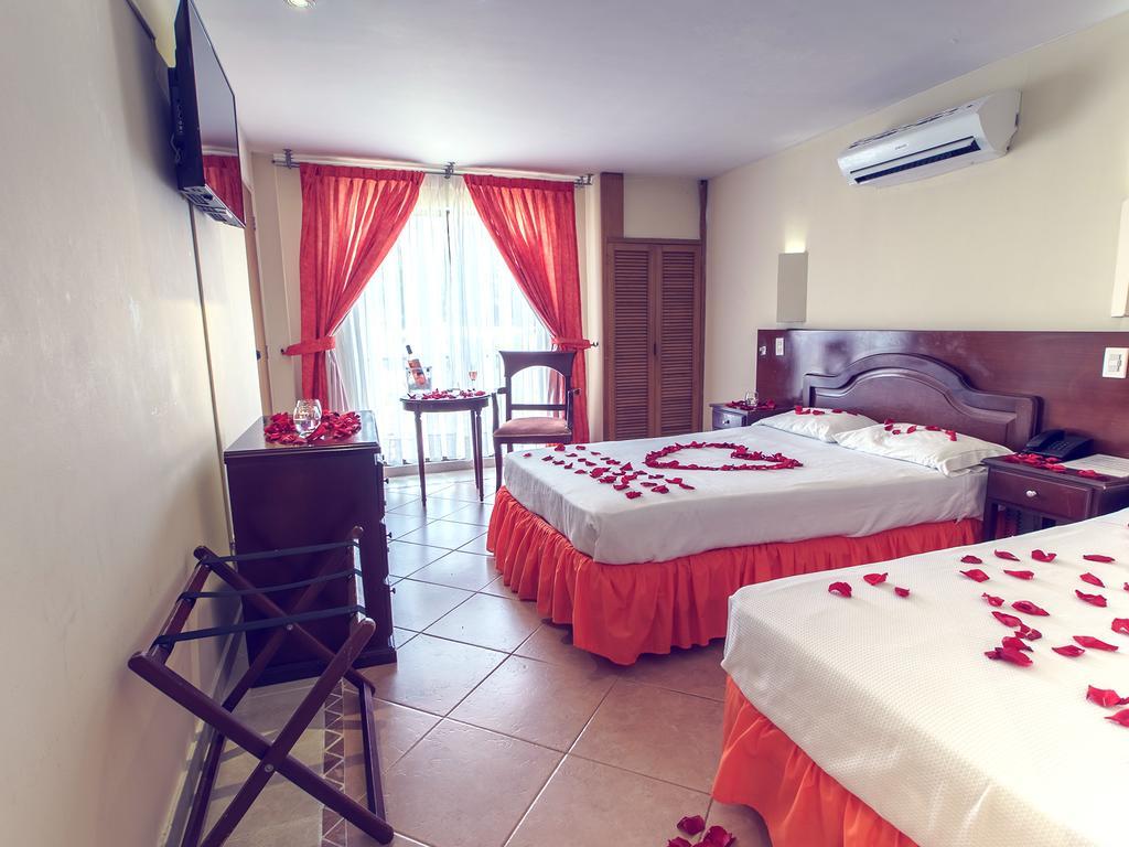 Hotel Palmetto Жирардо Екстер'єр фото